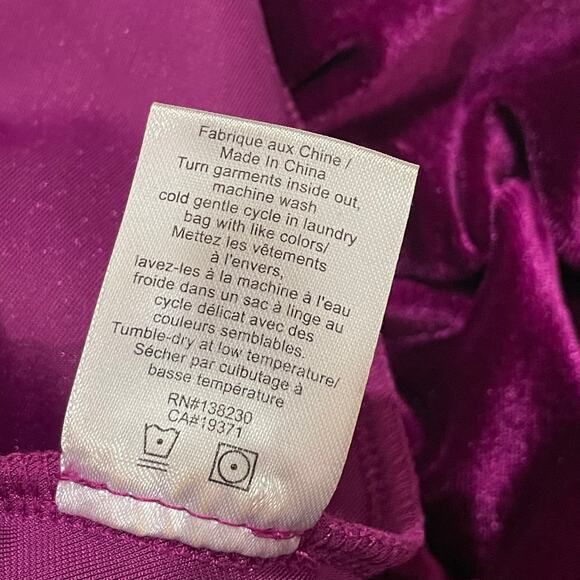 NWT Pam & Gela Velvet Shirred Dress - Fuchsia - Medium - Picture 13 of 16